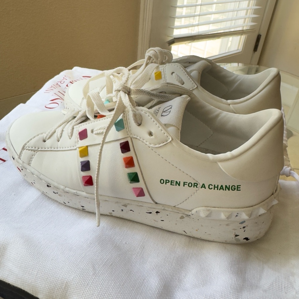 Valentino women’s White Sneakers - Picture 5 of 10